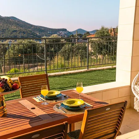 Apartment Paradise With Seaview Terrace And Garage *